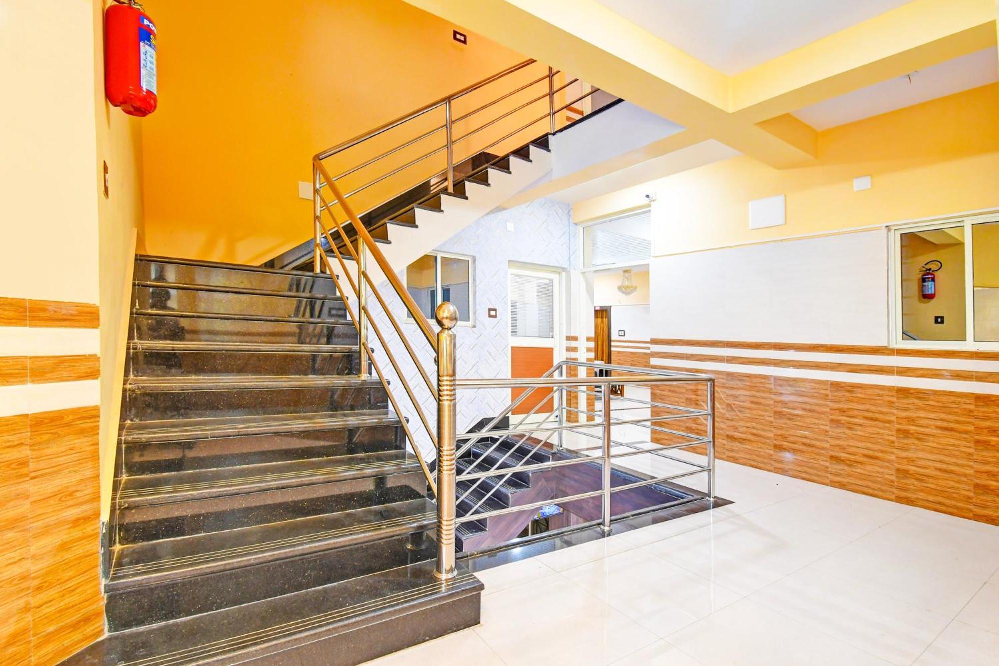 Hotel Super O Maa Bhubaneswari 4*